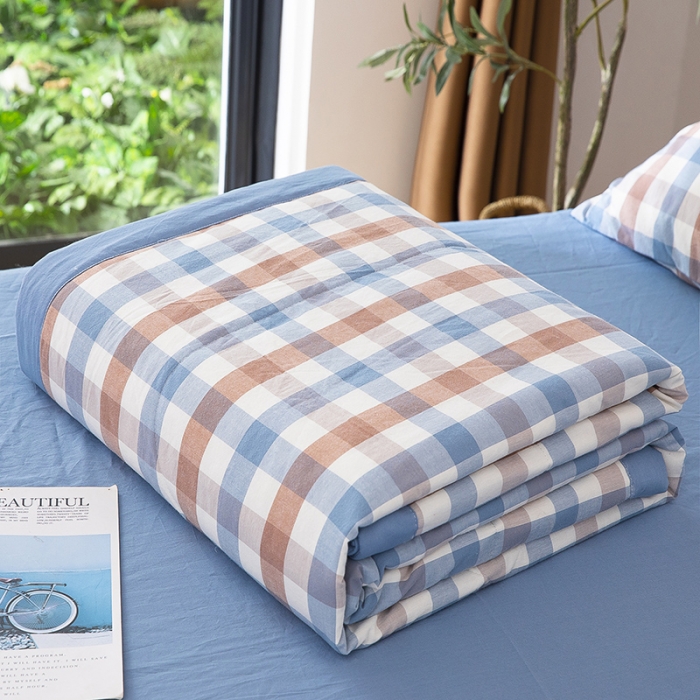 91家纺网 家纺一手货源 找家纺 天瑜家纺 2023新款全棉色织水洗棉夏被 蓝咖中格