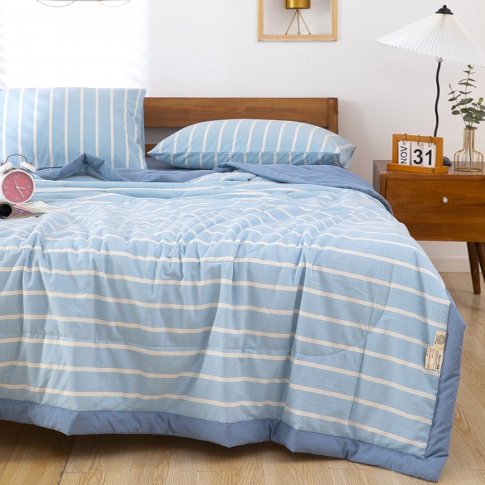 91家纺网 家纺一手货源 找家纺 天瑜家纺 2023新款全棉色织水洗棉夏被 蓝宽条