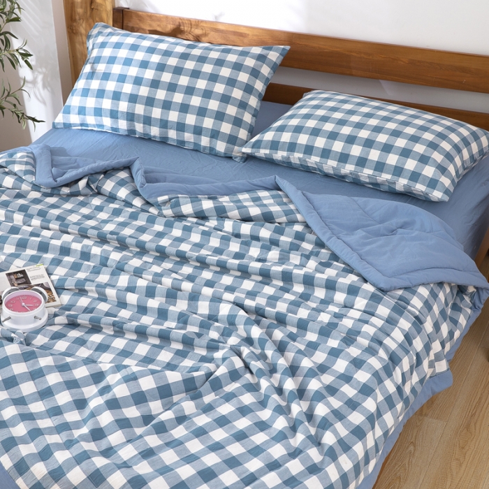 91家纺网 家纺一手货源 找家纺 天瑜家纺 2023新款全棉色织水洗棉夏被 蓝中格