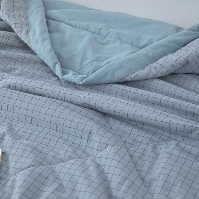 91家纺网 家纺一手货源 找家纺 天瑜家纺 2023新款全棉色织水洗棉夏被 雾兰小格