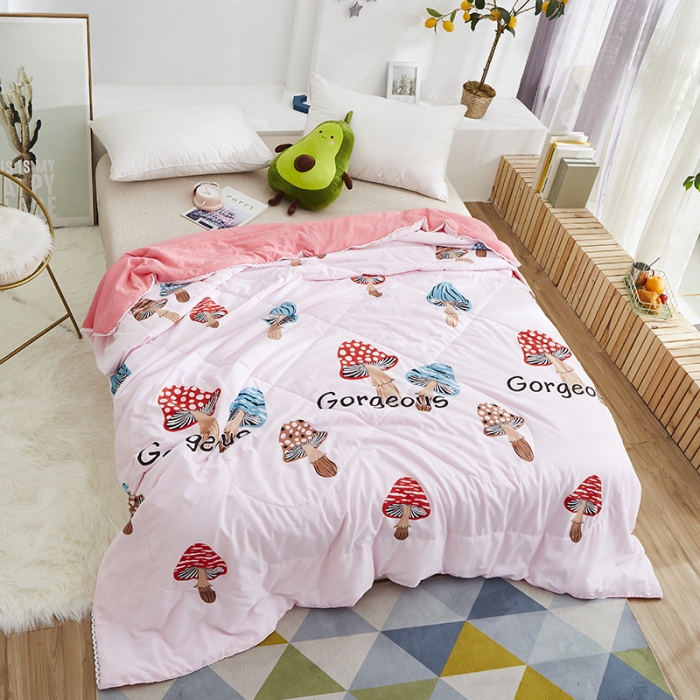 91家纺网 家纺一手货源 找家纺 畅销被业2023新款水洗棉夏被夏凉被 蘑菇