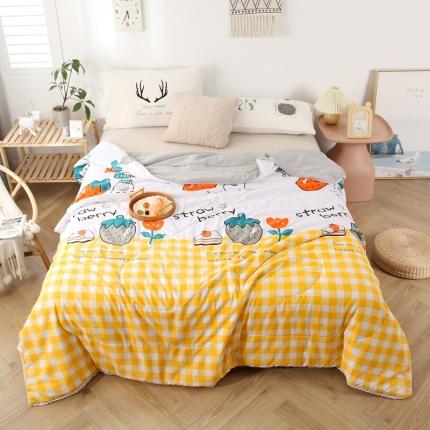 91家纺网 家纺一手货源 找家纺 畅销被业2024新款水洗棉夏被夏凉被 草莓格