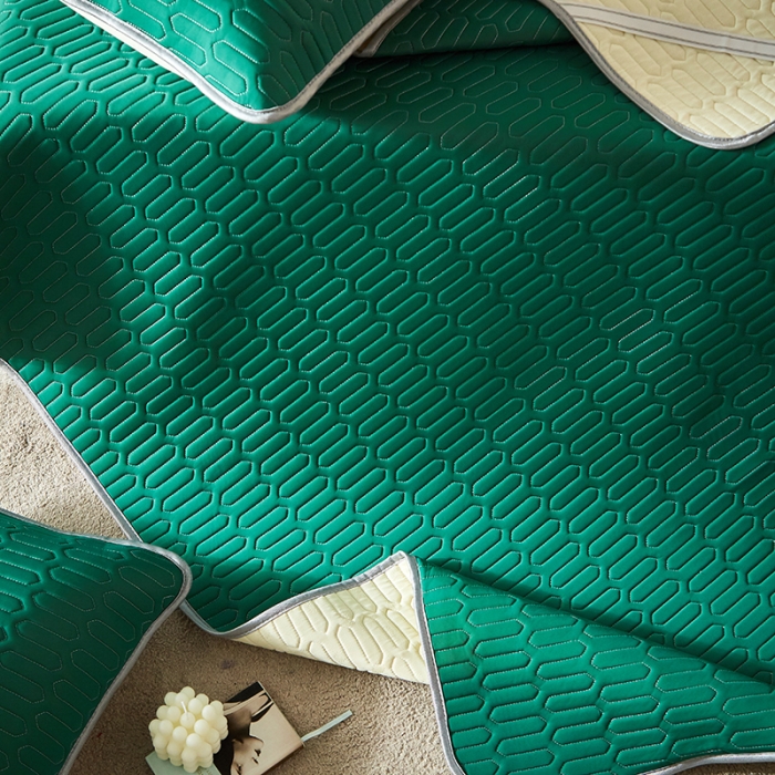 91家纺网 家纺一手货源 找家纺 凡客家居2021春夏凉感丝纯色乳胶凉席 哈伦（孔雀绿）