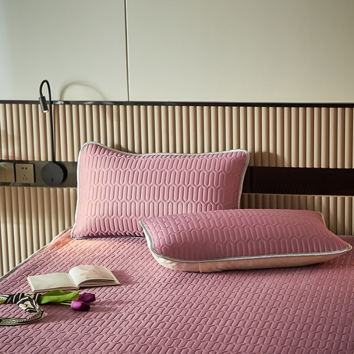 91家纺网 家纺一手货源 找家纺 凡客家居2021春夏凉感丝纯色乳胶凉席 哈伦（浅豆沙）