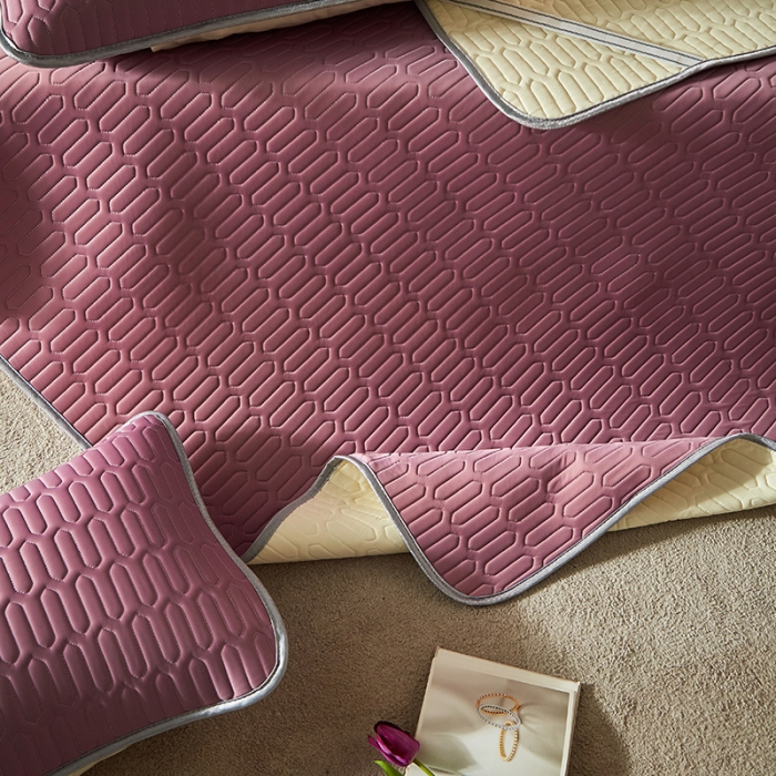 91家纺网 家纺一手货源 找家纺 凡客家居2021春夏凉感丝纯色乳胶凉席 哈伦（浅豆沙）