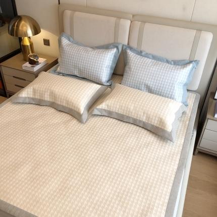 91家纺网 家纺一手货源 找家纺 馨蕊2021新款高端可水洗抗菌冰感凉席 千鸟格-黄