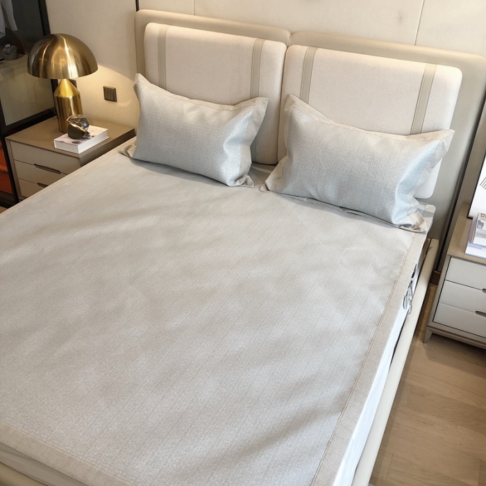 91家纺网 家纺一手货源 找家纺 馨蕊2021新款高端可水洗抗菌冰感凉席 漫生活-灰