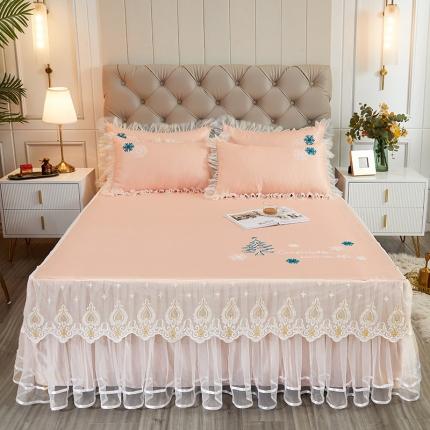 91家纺网 家纺一手货源 找家纺 （总）2023素色绣花床裙款冰丝席三件套