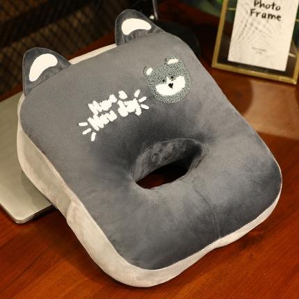 91家纺网 家纺一手货源 找家纺 （总）仟亿莱家纺 2021新款动物毛巾绣午睡枕