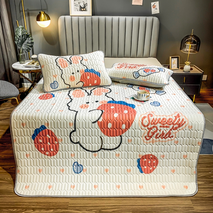 91家纺网 家纺一手货源 找家纺 慕尚2025新款乳胶凉席 草莓小兔