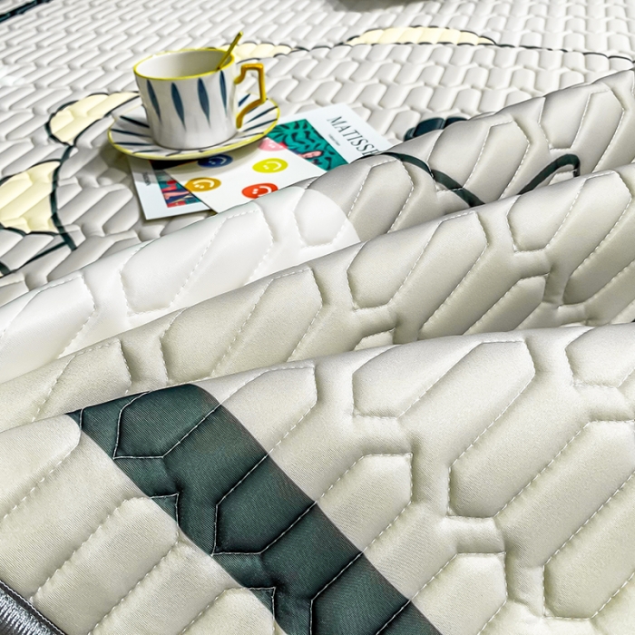 91家纺网 家纺一手货源 找家纺 慕尚2025新款乳胶凉席 恐龙踢球