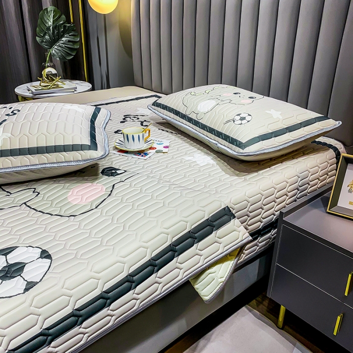 91家纺网 家纺一手货源 找家纺 慕尚2025新款乳胶凉席 恐龙踢球