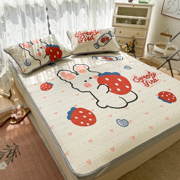 91家纺网 家纺一手货源 找家纺 慕尚2025实拍图大版乳胶席 草莓小兔