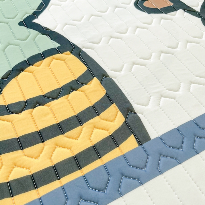 91家纺网 家纺一手货源 找家纺 慕尚2025实拍图大版乳胶席 快乐伙伴