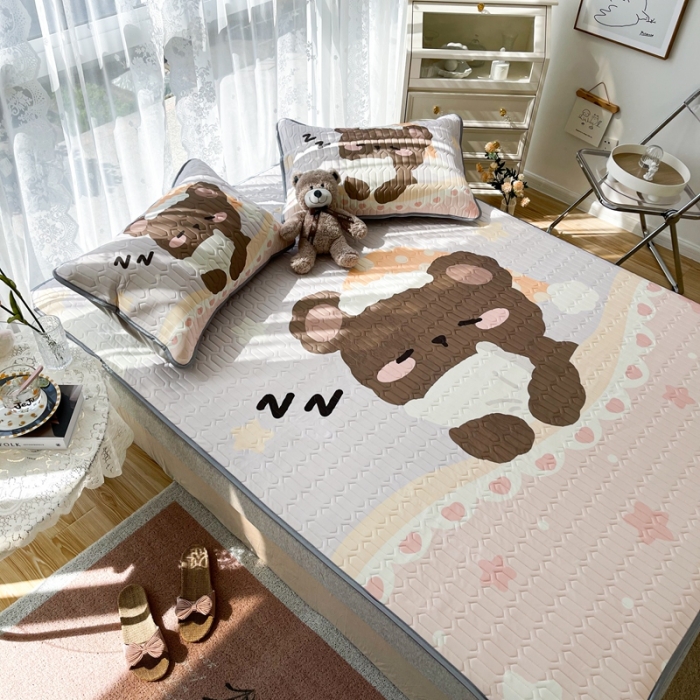 91家纺网 家纺一手货源 找家纺 慕尚2025实拍图大版乳胶席 睡货小熊