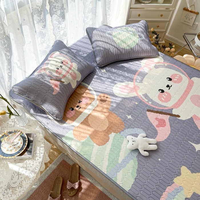 91家纺网 家纺一手货源 找家纺 慕尚2025实拍图大版乳胶席 太空兔熊