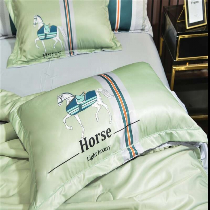 91家纺网 家纺一手货源 找家纺 梦柏2021新款水洗天丝夏被四件套 凯利（绿）