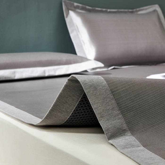 91家纺网 家纺一手货源 找家纺 朗莎家纺2021新款800D提花定位条席 山-咖色