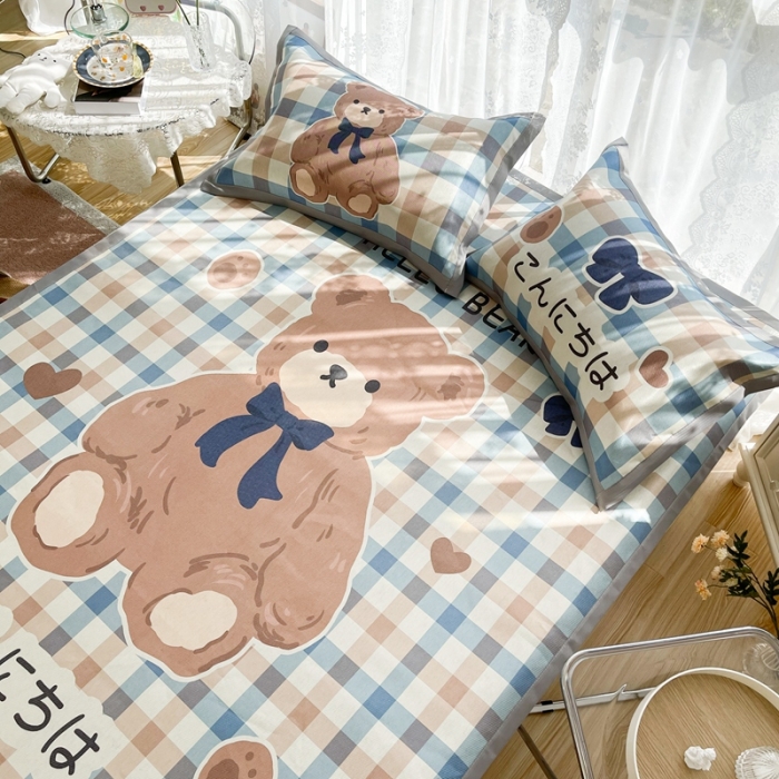 91家纺网 家纺一手货源 找家纺 慕尚 2025新款卡通宽边大版冰丝席 格子小熊