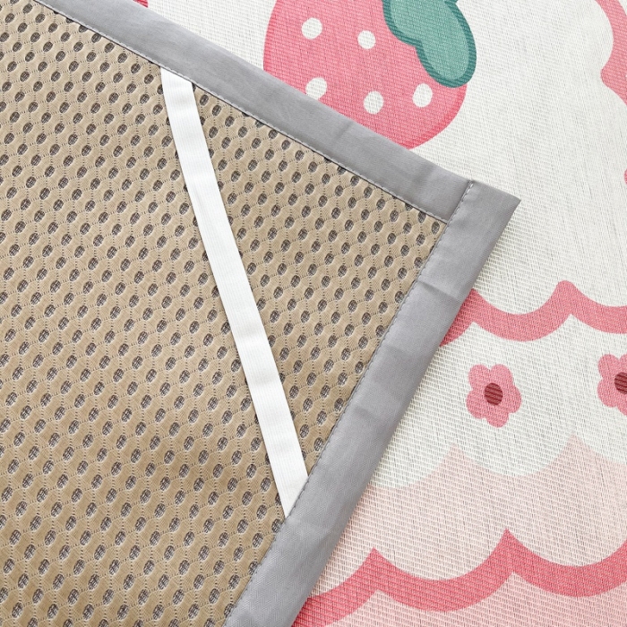 91家纺网 家纺一手货源 找家纺 慕尚 2025新款卡通宽边大版冰丝席 甜甜草莓