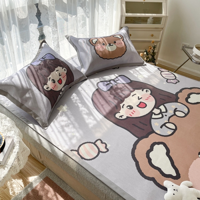 91家纺网 家纺一手货源 找家纺 慕尚 2025新款卡通宽边大版冰丝席 小熊少女