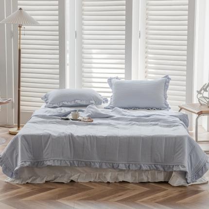 91家纺网 家纺一手货源 找家纺 六巷胡同 2022新款出口韩国款雪纺纱夏被棚拍图 雾蓝