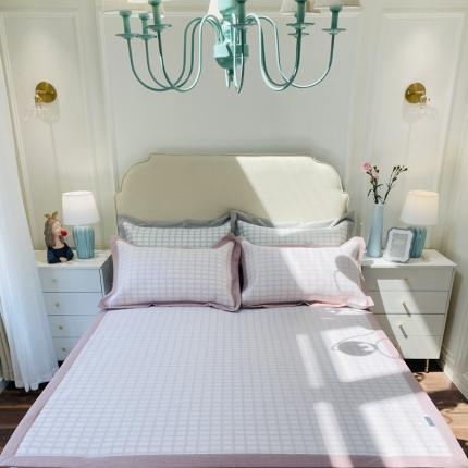 91家纺网 家纺一手货源 找家纺 本希家居 新款高端可水洗冰丝席提花床席款 格雅-淡雅粉