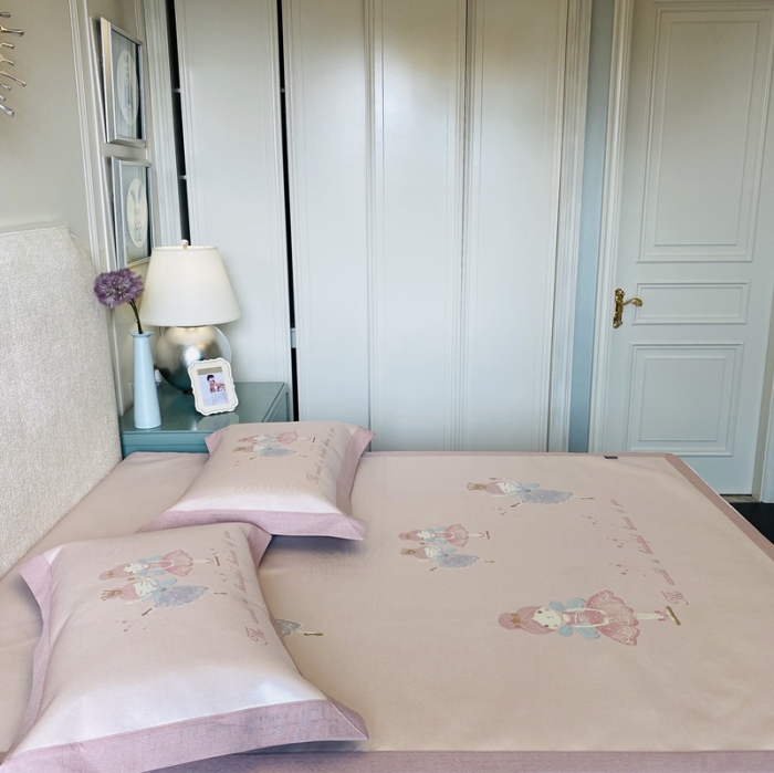 91家纺网 家纺一手货源 找家纺 本希家居 2021新款高端可水洗冰丝席数码印花 芭蕾女孩