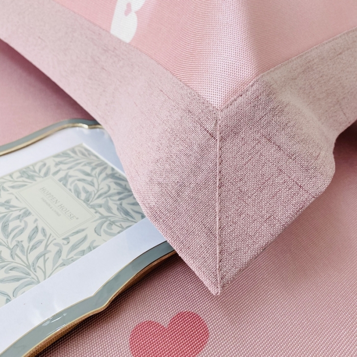 91家纺网 家纺一手货源 找家纺 本希家居 新款高端可水洗冰丝席数码印花 花边小爱心-粉