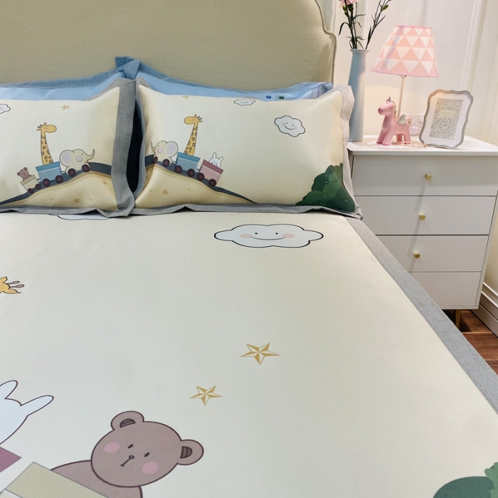 91家纺网 家纺一手货源 找家纺 本希家居 2021新款高端可水洗冰丝席数码印花 快乐小火车