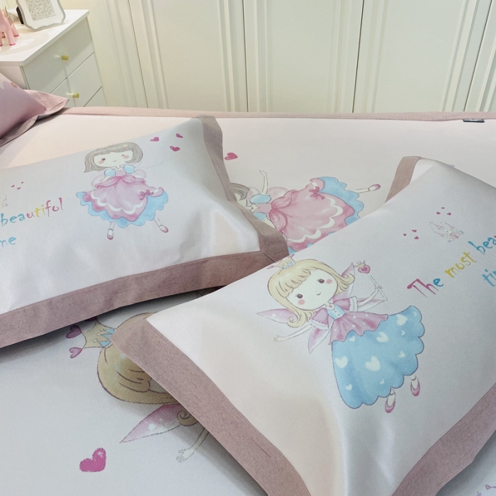 91家纺网 家纺一手货源 找家纺 本希家居 2021新款高端可水洗冰丝席数码印花 魔法女孩