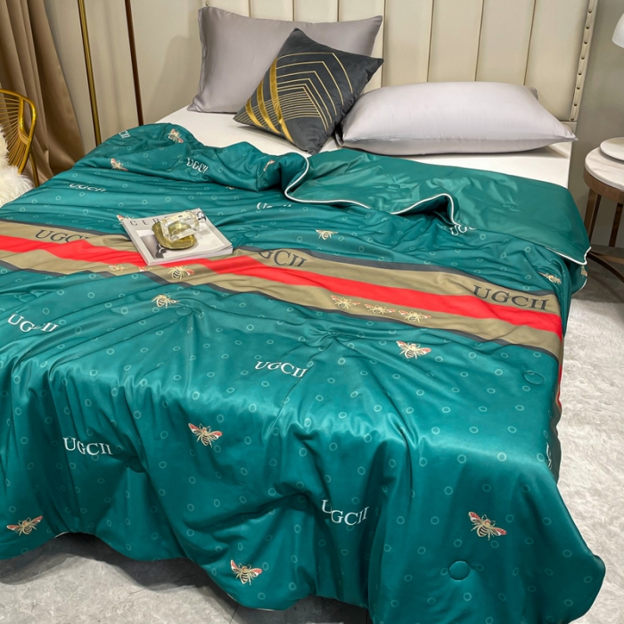 91家纺网 家纺一手货源 找家纺 卡奥 2021新款凉感丝夏被 绿密