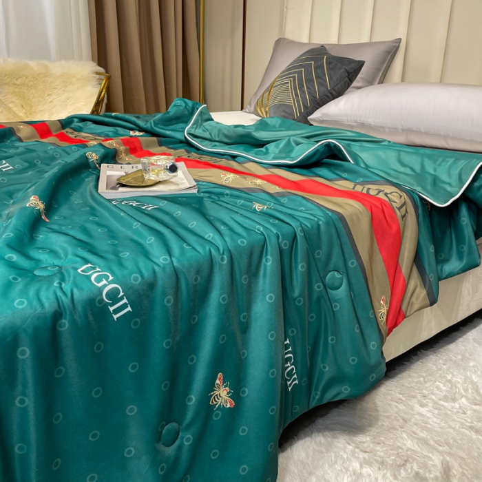 91家纺网 家纺一手货源 找家纺 卡奥 2021新款凉感丝夏被 绿密