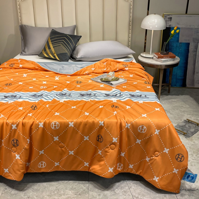 91家纺网 家纺一手货源 找家纺 卡奥 2021新款凉感丝夏被 橙趣