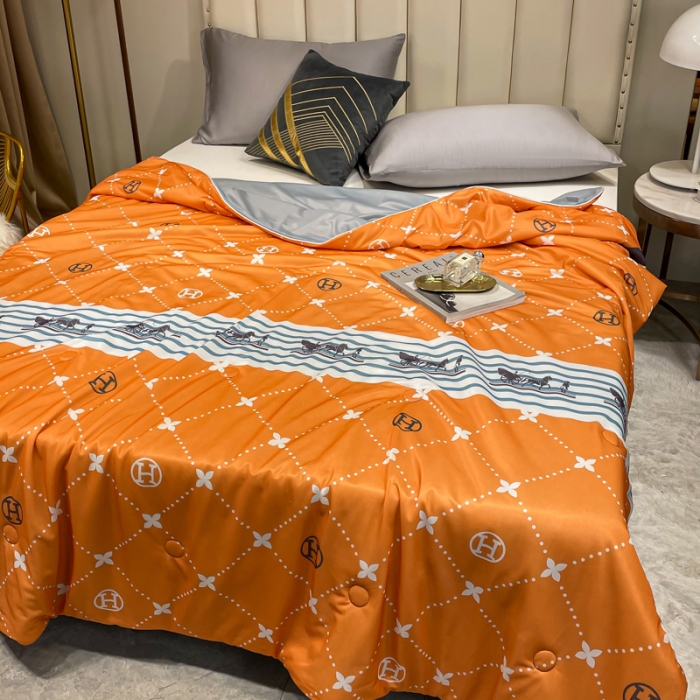 91家纺网 家纺一手货源 找家纺 卡奥 2021新款凉感丝夏被 橙趣