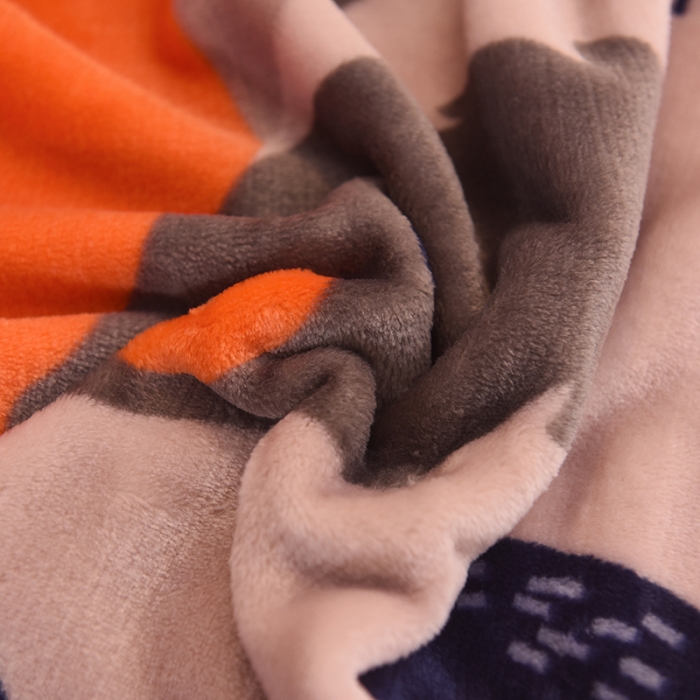 91家纺网 家纺一手货源 找家纺 爱她美 2021新款童毯超柔加厚云貂绒儿童毯小浣熊