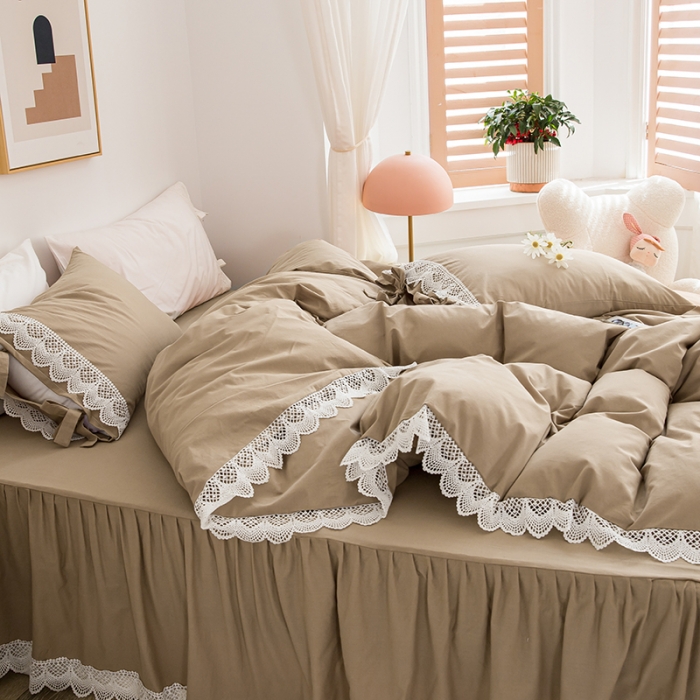 91家纺网 家纺一手货源 找家纺 淑女公社2021新全棉喷气13376镂空花边床裙四件套 梨花-卡其色