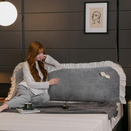 91家纺网 家纺一手货源 找家纺 一兰家纺 2021新款可可里西魔法绒花边床靠背 可可西里-烟灰