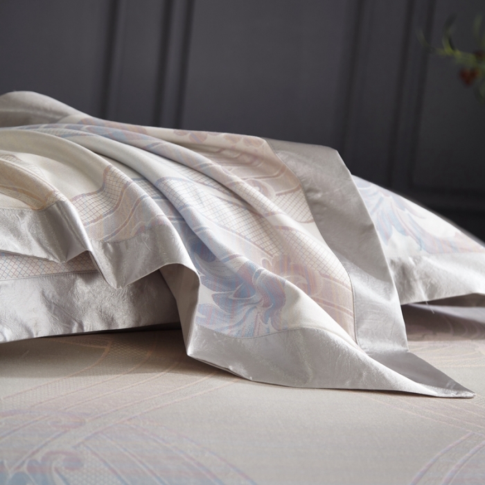 91家纺网 家纺一手货源 找家纺 威克凯丽2023新款重磅七彩大提花纯竹纤维软凉席三件套柏尔曼