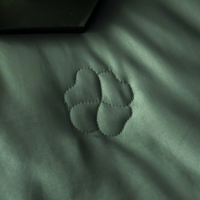 91家纺网 家纺一手货源 找家纺 澳萝拉 2021新款冰乐丝夏凉被 山茶花-橄榄绿