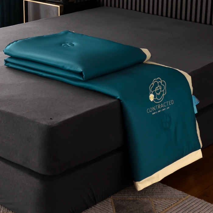 91家纺网 家纺一手货源 找家纺 澳萝拉 2021新款冰乐丝夏凉被 山茶花-孔雀蓝