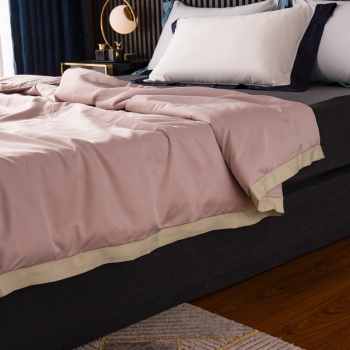 91家纺网 家纺一手货源 找家纺 澳萝拉 2021新款冰乐丝夏凉被 山茶花-玫瑰粉