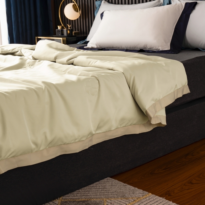 91家纺网 家纺一手货源 找家纺 澳萝拉 2021新款冰乐丝夏凉被 山茶花-香槟金