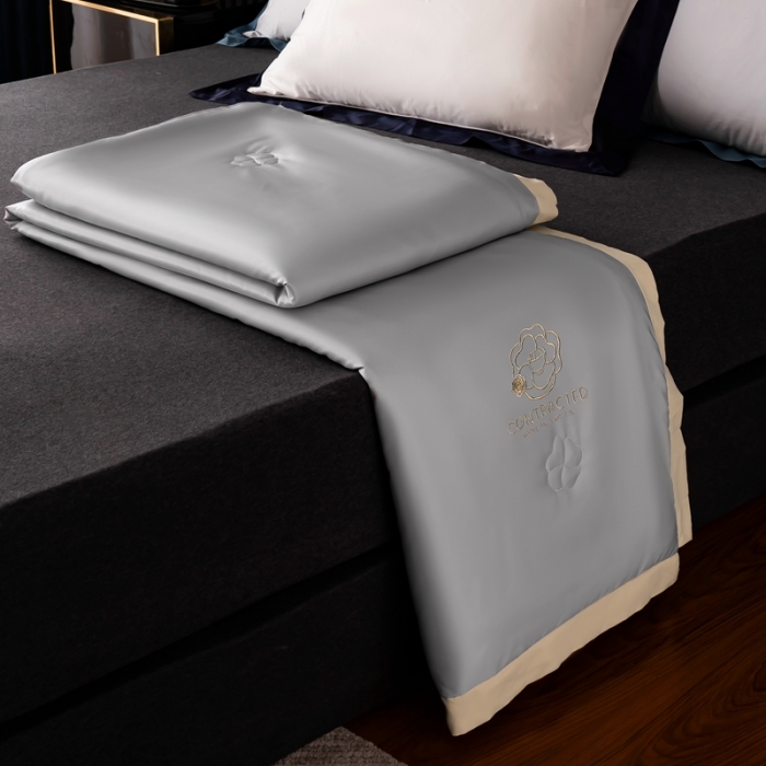 91家纺网 家纺一手货源 找家纺 澳萝拉 2021新款冰乐丝夏凉被 山茶花-雅致灰