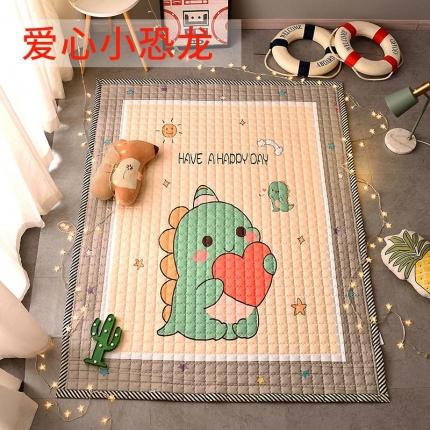 91家纺网 家纺一手货源 找家纺 BOSS 2021新款小尺寸爬爬垫 爱心小恐龙