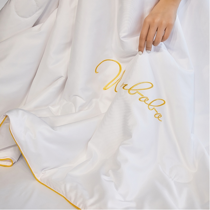 91家纺网 家纺一手货源 找家纺 啊雅 2025新款水洗冰丝夏被四件套 洁白色