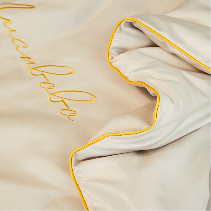 91家纺网 家纺一手货源 找家纺 啊雅 2025新款水洗冰丝夏被四件套 卡其色