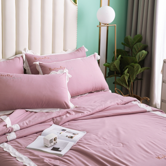 91家纺网 家纺一手货源 找家纺 安妮家居  2021新款法式仙女风水洗刺绣夏被四件套 豆沙