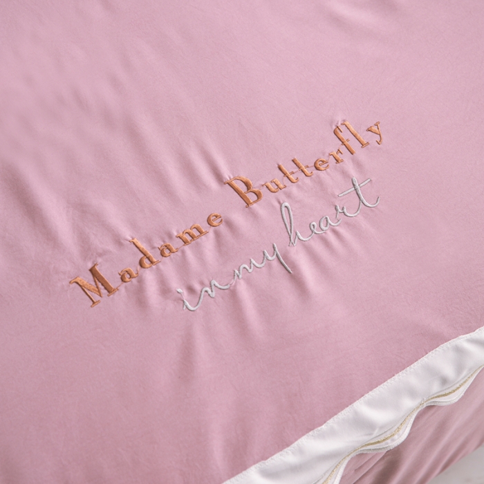 91家纺网 家纺一手货源 找家纺 安妮家居  2021新款法式仙女风水洗刺绣夏被四件套 豆沙