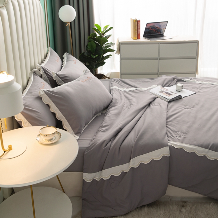 91家纺网 家纺一手货源 找家纺 安妮家居  2021新款法式仙女风水洗刺绣夏被四件套 爵士灰